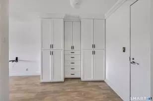 2625 Park Ave, Bridgeport, CT 06604 - Photo 12