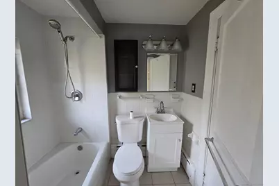 116 Hillside Avenue, Middletown, CT 06457 - Photo 8