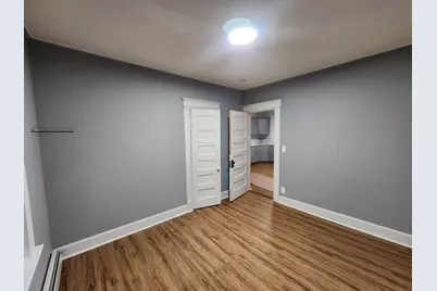 19 Sprague Street #2nd Floor, Waterbury, CT 06704 - Photo 2