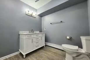 4994 Madison Ave, Trumbull, CT 06611 - Photo 18