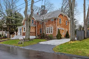 22 Harstrom Pl, Norwalk, CT 06853 - Photo 2