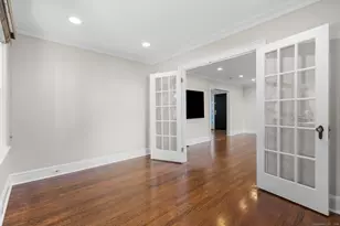 447 Reef Rd, Fairfield, CT 06824 - Photo 8