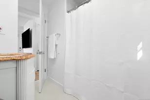 27 Reef Ct, Fairfield, CT 06824 - Photo 14