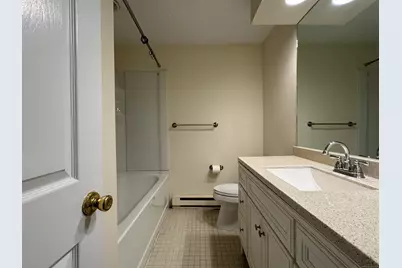 136 Pembroke Road #11-101, Danbury, CT 06811 - Photo 10