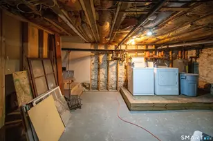 12 Sherman St, Norwich, CT 06360 - Photo 34