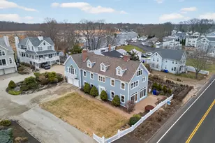 82 Limewood Ave, Branford, CT 06405 - Photo 6