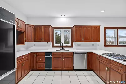 82 Limewood Avenue, Branford, CT 06405 - Photo 16