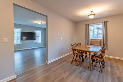 135 West High Street, East Hampton, CT 06424 - Photo 14