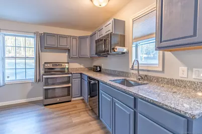 135 West High Street, East Hampton, CT 06424 - Photo 6