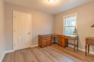 135 W High St, East Hampton, CT 06424 - Photo 18