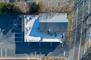 657 Orange Center Rd, Orange, CT 06477 - Photo 38