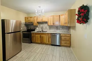 304 Pine Rock Ave, Hamden, CT 06514 - Photo 1