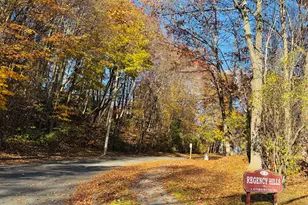 304 Pine Rock Ave, Hamden, CT 06514 - Photo 12