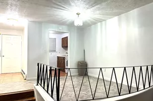 131 Woodland Dr, Montville, CT 06382 - Photo 8