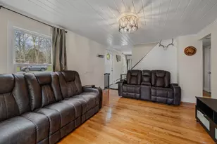 87 Flyers Dr, Norwich, CT 06360 - Photo 6