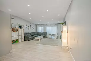129 Webster Ct, Newington, CT 06111 - Photo 12