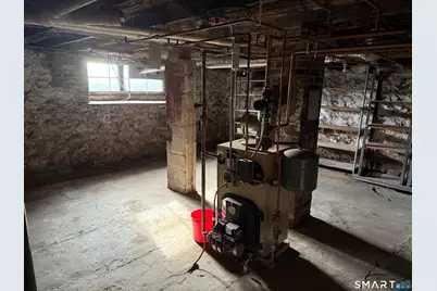 689 Bee Street, Meriden, CT 06450 - Photo 22