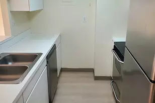 127 Greyrock Pl, Stamford, CT 06901 - Photo 12