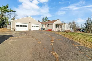 349 Amity Rd, Bethany, CT 06524 - Photo 18