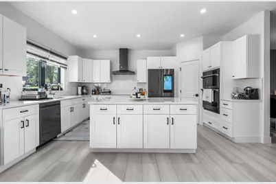 6 Vinnie Drive, Wethersfield, CT 06109 - Photo 12