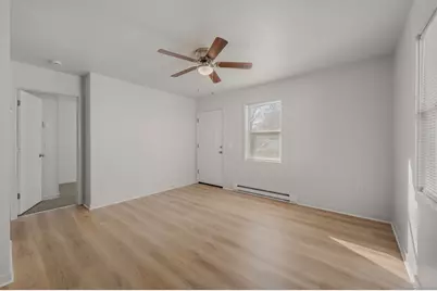 90 Midway Oval, Groton, CT 06340 - Photo 6