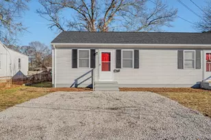 90 Midway Oval, Groton, CT 06340 - Photo 4