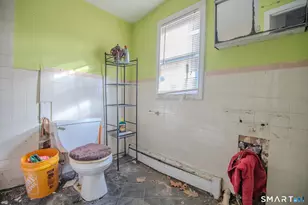 54 Agnes St, Bridgeport, CT 06606 - Photo 14