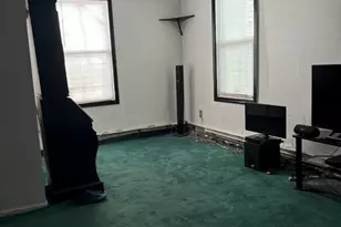 54 Agnes St, Bridgeport, CT 06606 - Photo 16