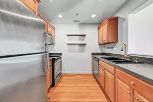 793 Federal Rd, Brookfield, CT 06804 - Photo 8