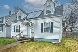 1002 Winchester Ave, Hamden, CT 06517 - Photo 2