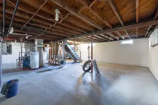 66 1st St, New Britain, CT 06051 - Photo 20