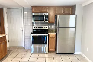 204 S Main St, Middletown, CT 06457 - Photo 4