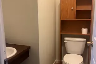 244 High Path Rd, Windsor, CT 06095 - Photo 8