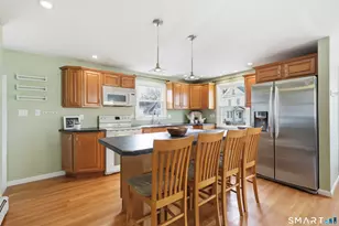 89 N Hoadley St, Naugatuck, CT 06770 - Photo 8