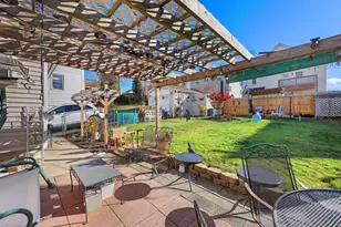 315 Tesiny Ave, Bridgeport, CT 06606 - Photo 30