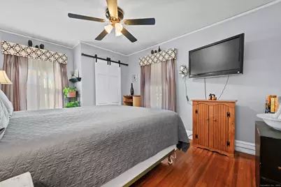 315 Tesiny Avenue, Bridgeport, CT 06606 - Photo 22