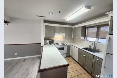 25 Cottage Street #APT 202, Norwalk, CT 06855 - Photo 2