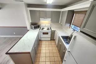 25 Cottage St, Norwalk, CT 06855 - Photo 4