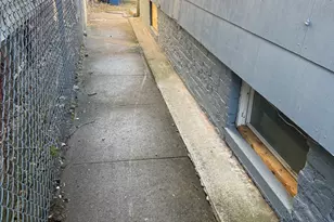 82 1st St, New Haven, CT 06519 - Photo 34