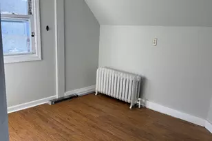 82 1st St, New Haven, CT 06519 - Photo 32