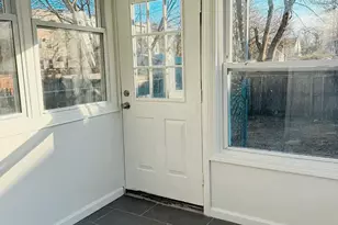 82 1st St, New Haven, CT 06519 - Photo 22