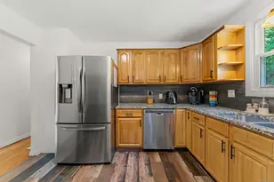 11 Willow Ln, Ledyard, CT 06339 - Photo 4