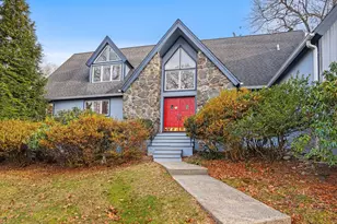 681 River Rd, Greenwich, CT 06807 - Photo 2