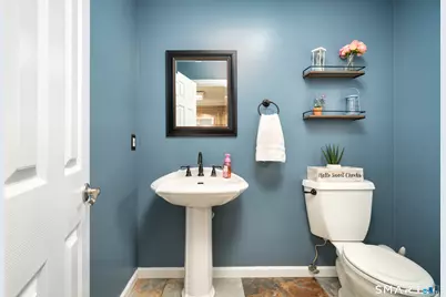 85 Wildewood Run, Bristol, CT 06010 - Photo 10