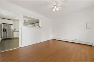 62 Roosevelt Ave, Stratford, CT 06615 - Photo 6