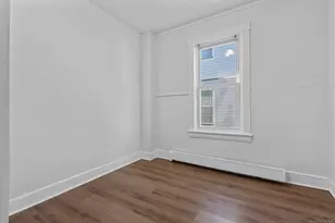 394 Gregory St, Bridgeport, CT 06604 - Photo 16