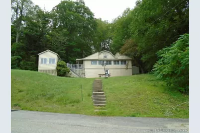 817 East Wakefield Boulevard, Winchester, CT 06098 - Photo 1