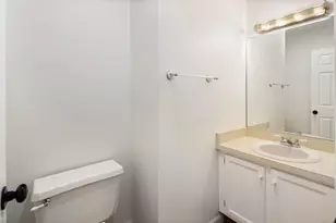 8 Driftway Rd, Danbury, CT 06811 - Photo 16