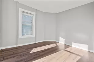 394 Gregory St, Bridgeport, CT 06604 - Photo 10