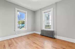 394 Gregory St, Bridgeport, CT 06604 - Photo 24